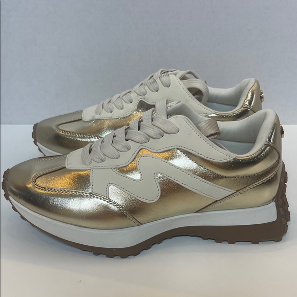 Women’s Metallic Gold Fashion Sneakers with Cream Accents - Picture 3 of 5
